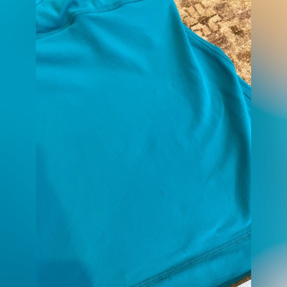 Lululemon aqua blue tank size 8 - Picture 2 of 9